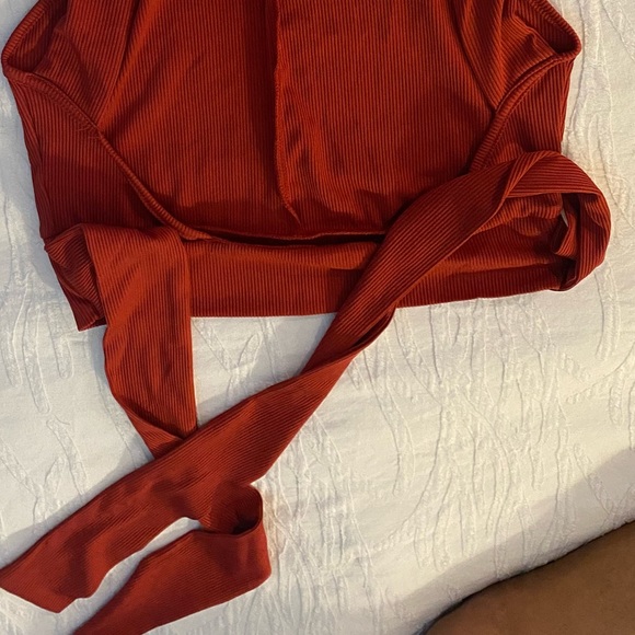 Brand new Halter cris cross neck toe open back with Tie back around neck - Picture 3 of 5